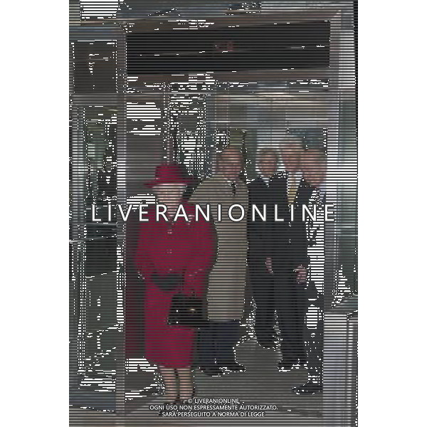 From Jamie Wiseman 25.4.12 Her Majesty the Queen visits the National Maritime Museum to open their River Pagent exhibition. She was shown a huge royal seal from a British boat captured by the dutch hundreds of years ago, kept as the spoils of war and now lent to the museum for the exhibition, and the uniform worn by her father 75 years ago when he first openend the museum. Her Majesty accompanied her father that day, her first royal engagement aged 11, on the 27th April 1937. See Story. NPA Rota Pictures ©photoshot/AGENZIA ALDO LIVERANI SAS - ITALY ONLY - REALI INGLESI: Sua Maesta\' la Regina Elisabetta II d\'inghilterra in visita al Museo Nazionale della Marina