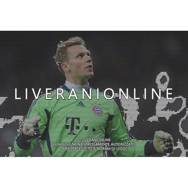 firo : FuÃŸball,Fussball, Champions League Halbfinale 25.04.2012 Saison 2011/2012 Real Madrid FCB FC Bayern MÃ¼nchen Muenchen Bayern MÃ¼nchen Muenchen Torwart Manuel Neuer, Jubel Freude SpaÃŸ lacht Lachen Emotion, faust $worldrightsEs gelten unsere AGB, einsehbar auf www.firosportphoto.de copyright by firo sportphoto: Coesfelder StraÃŸe 207Â  48249 DÃ¼lmen (Duelmen) www.firosportphoto.de mail@firosportphoto.de (V o l k s b a n k B o c h u m - W i t t e n ) BLZ.: 430 601 29 Kt. Nr.: 341 117 100 Tel:Â  02594 - 9916004 Fax:Â  02594 - 9916005 /AG ALDO LIVERANI - ITALY ONLY -