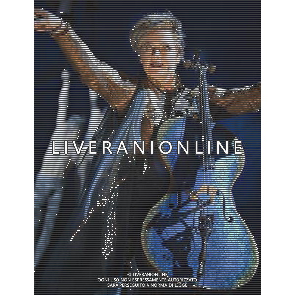 (120426) -- MONTREAL (CANADA), April 26, 2012 () -- Cirque du Soleil\'s performer attends its latest production Amaluna in Montreal, Canada, on April 24, 2012. After several months\' rehearsal, Canada\'s Cirque du Soleil started its tour of its latest Amaluna, adapted from Greek myth and Shakespeare\'s works, in Montreal, Toronto and Vancouver. (/Andrew Soong) (lr) ©photoshot/AGENZIA ALDO LIVERANI SAS - ITALY ONLY - Gli artisti del Cirque du Soleil ha iniziato la sua tournee del suo ultimo spettacolo Amaluna, tratto dal mito greco e le opere di Shakespeare, a Montreal, Toronto e Vancouver (CANADA), 26 aprile 2012