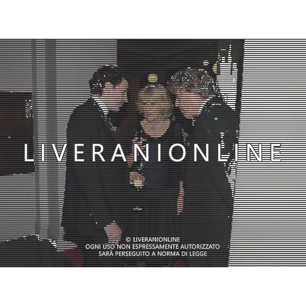 01/05/12 Camilla, The Duchess of Cornwall at The London Library Life in Literature Awards 2012 in London ©photoshot/AGENZIA ALDO LIVERANI SAS - ITALY ONLY - REALI INGLESI: Camilla Duchessa di Cornovaglia alla London Library Life in Literature Awards 2012 a Londra