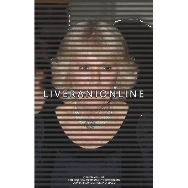 01/05/12 Camilla, The Duchess of Cornwall at The London Library Life in Literature Awards 2012 in London ©photoshot/AGENZIA ALDO LIVERANI SAS - ITALY ONLY - REALI INGLESI: Camilla Duchessa di Cornovaglia alla London Library Life in Literature Awards 2012 a Londra