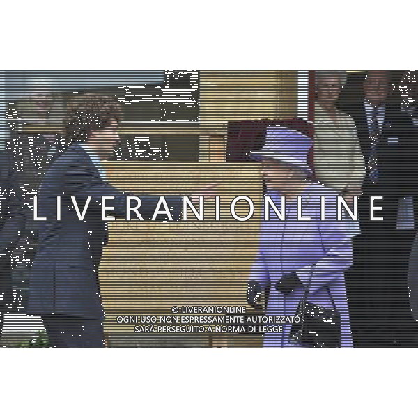 The Queen and the Duke of Edinburgh arrive Crewkerne Town Hall for the second stop of their Somerset tour which is part of her Diamond Jubilee Tour of the UK. /PHOTOSHOT/ALDO LIVERANI SAS . ITALY ONLY -