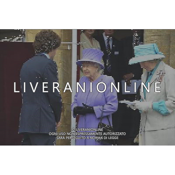 The Queen and the Duke of Edinburgh arrive Crewkerne Town Hall for the second stop of their Somerset tour which is part of her Diamond Jubilee Tour of the UK. /PHOTOSHOT/ALDO LIVERANI SAS . ITALY ONLY -