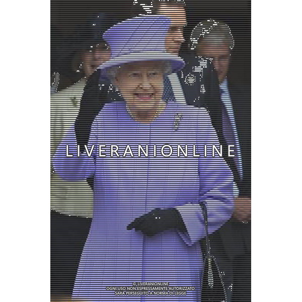 The Queen and the Duke of Edinburgh arrive Crewkerne Town Hall for the second stop of their Somerset tour which is part of her Diamond Jubilee Tour of the UK. /PHOTOSHOT/ALDO LIVERANI SAS . ITALY ONLY -