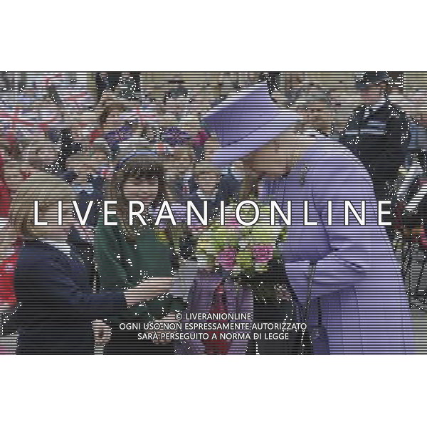 The Queen and the Duke of Edinburgh arrive Crewkerne Town Hall for the second stop of their Somerset tour which is part of her Diamond Jubilee Tour of the UK. /PHOTOSHOT/ALDO LIVERANI SAS . ITALY ONLY -