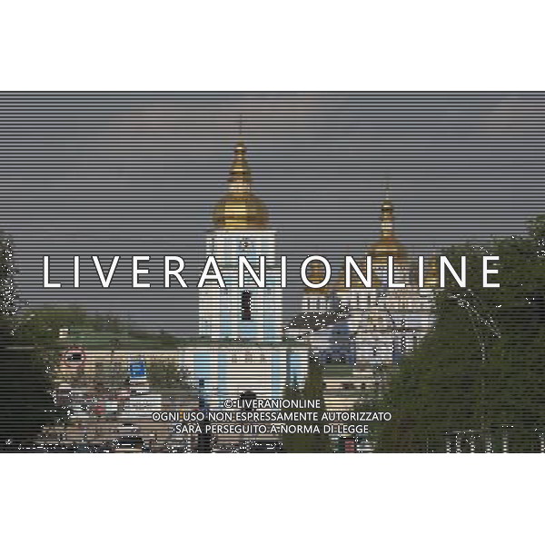 KIJOW 27.04.2012 KIJOW - MIASTO GOSPODARZ UEFA EURO 2012 --- KIEV - THE HOST CITY FOR UEFA EURO 2012 MONASTER SW. MICHALA ARCHANIOLA O ZLOTYCH KOPULACH --- ST. MICHAEL\'S GOLDEN - DOMED MONASTERY FOT. PIOTR KUCZA --- Newspix.pl AG ALDO LIVERANI S A S ONLY ITALY *** Local Caption *** www.newspix.pl mail us: info@newspix.pl call us: 0048 022 23 22 222 --- Polish Picture Agency by Ringier Axel Springer Poland