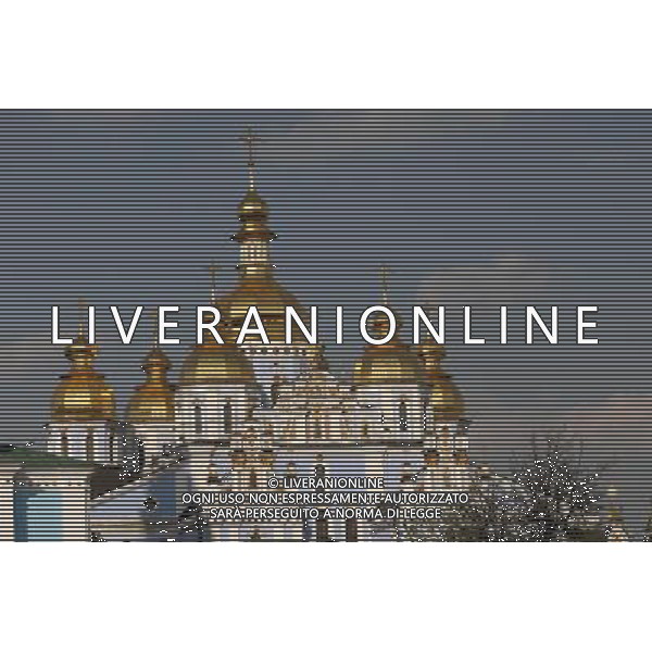 KIJOW 27.04.2012 KIJOW - MIASTO GOSPODARZ UEFA EURO 2012 --- KIEV - THE HOST CITY FOR UEFA EURO 2012 MONASTER SW. MICHALA ARCHANIOLA O ZLOTYCH KOPULACH --- ST. MICHAEL\'S GOLDEN - DOMED MONASTERY FOT. PIOTR KUCZA --- Newspix.pl AG ALDO LIVERANI S A S ONLY ITALY *** Local Caption *** www.newspix.pl mail us: info@newspix.pl call us: 0048 022 23 22 222 --- Polish Picture Agency by Ringier Axel Springer Poland