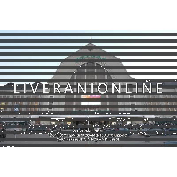 KIJOW 27.04.2012 KIJOW - MIASTO GOSPODARZ UEFA EURO 2012 --- KIEV - THE HOST CITY FOR UEFA EURO 2012 DWORZEC KOLEJOWY --- RAILWAY STATION FOT. PIOTR KUCZA --- Newspix.pl AG ALDO LIVERANI S A S ONLY ITALY *** Local Caption *** www.newspix.pl mail us: info@newspix.pl call us: 0048 022 23 22 222 --- Polish Picture Agency by Ringier Axel Springer Poland