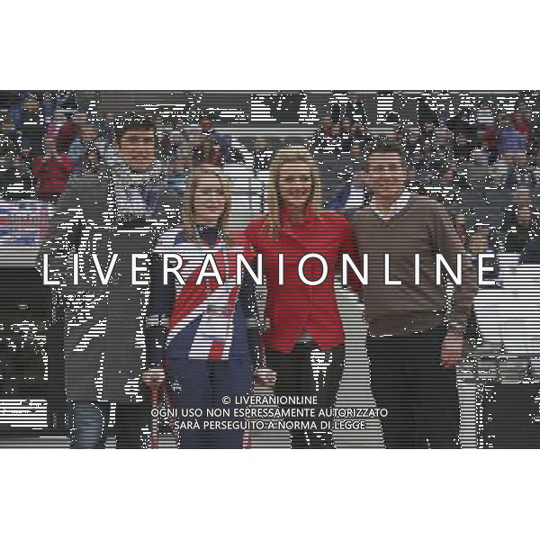 Seb Coe, Chair of LOCOG, Gabby Logan, Vernon Kay and Danielle Brown, Paralympic Archer mark the opening of the Olympic Stadium in front of a host of celebrities and sports stars and 40,000 spectators. Picture taken on 05 May 12 by Dave Tully for LOCOG. AG ALDO LIVERANI S A S ONLY ITALY