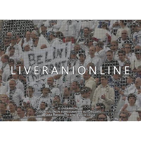 LA SPEZIA 06/05/2012 - SPEZIA VS LATINA - NELLA FOTO: TIFOSI SPEZIA - FOTO NANDO VESCUSIO / AGENZIA ALDO LIVERANI