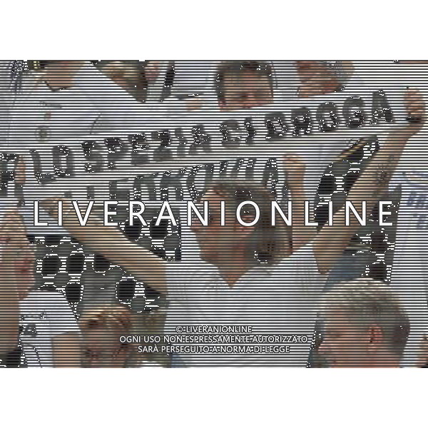 LA SPEZIA 06/05/2012 - SPEZIA VS LATINA - NELLA FOTO: UN TIFOSO DELLO SPEZIA - FOTO NANDO VESCUSIO / AGENZIA ALDO LIVERANI
