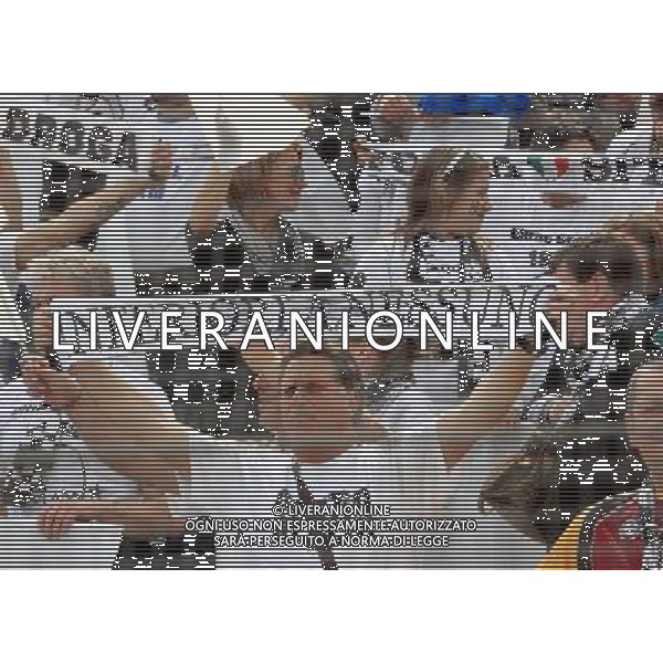 LA SPEZIA 06/05/2012 - SPEZIA VS LATINA - NELLA FOTO: UN TIFOSO DELLO SPEZIA - FOTO NANDO VESCUSIO / AGENZIA ALDO LIVERANI