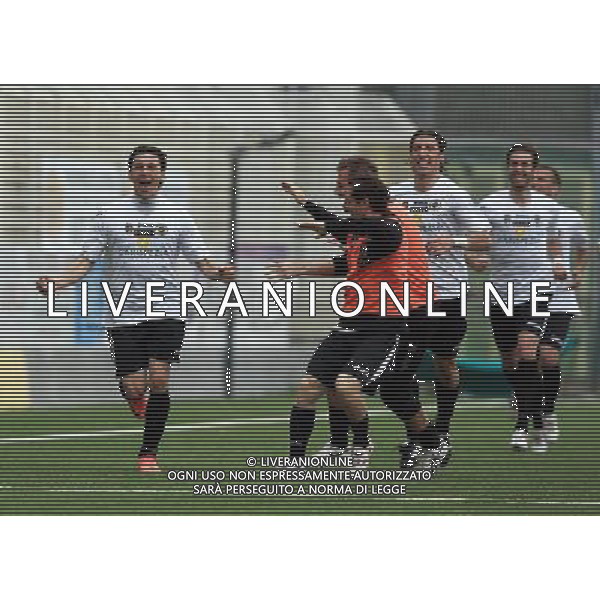LA SPEZIA 06/05/2012 - SPEZIA VS LATINA - NELLA FOTO: ESULTANZA VANNUCCHI DOPO IL GOL - FOTO NANDO VESCUSIO / AGENZIA ALDO LIVERANI