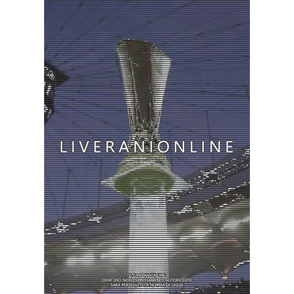 firo Fu§ball,Fussball, 09.05.2012 EL, UEFA Europa League Finale, Finale 2012, Final, Bukarest 2012, Saison 2011/2012 Atletico Madrid - Atletic Bilbao 3:0 Feature, UEFA Pokal, Pokal, Trophy $worldrightsEs gelten unsere AGB, einsehbar auf www.firosportphoto.de copyright by firo sportphoto: Coesfelder Stra§e 207Ê 48249 D † L M E N (Duelmen) www.firosportphoto.de mail@firosportphoto.de (V o l k s b a n k B o c h u m - W i t t e n ) BLZ.: 430 601 29 Kt. Nr.: 341 117 100 Tel:Ê 02594-9916004 Fax:Ê 02594-9916005 BUCAREST_FINALE EUROPA LEGUE Atletico Madrid-Athletic Bilbao AG ALDO LIVERANI SAS - ITALY ONLY -