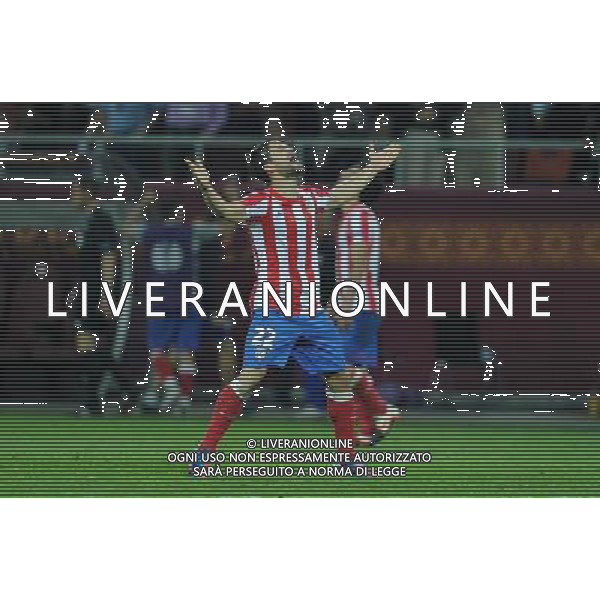 firo Fu§ball,Fussball, 09.05.2012 EL, UEFA Europa League Finale, Finale 2012, Final, Bukarest 2012, Saison 2011/2012 Atletico Madrid - Atletic Bilbao 3:0 Torjubel, Jubel, Diego, Atletico Madrid, Tor zum 3:0, Gestik $worldrightsEs gelten unsere AGB, einsehbar auf www.firosportphoto.de copyright by firo sportphoto: Coesfelder Stra§e 207Ê 48249 D † L M E N (Duelmen) www.firosportphoto.de mail@firosportphoto.de (V o l k s b a n k B o c h u m - W i t t e n ) BLZ.: 430 601 29 Kt. Nr.: 341 117 100 Tel:Ê 02594-9916004 Fax:Ê 02594-9916005 BUCAREST_FINALE EUROPA LEGUE Atletico Madrid-Athletic Bilbao AG ALDO LIVERANI SAS - ITALY ONLY -