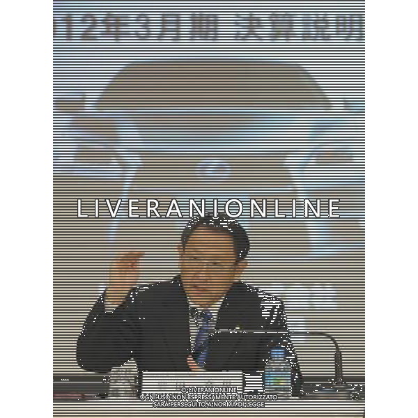 (120509) -- TOKYO, May 9, 2012 () -- Toyota Moter Corporation President Akio Toyoda speaks during a news conferece in Tokyo, Japan, May 9, 2012. Japanese automaker Toyota\'s group net profit contracted 30.5 precent to hit 283.5 billion yen (about 3.56 billion U.S. dollars) in the fiscal year ending in March, the company said Wednesday. (/Kenichiro Seki) (dzl) AG ALDO LIVERANI S A S ONLY ITALY