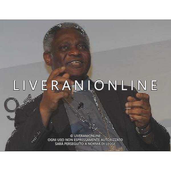 MILANO 10/5/2012 SEDE DEL \'SOLE 24 ORE\' VIA MONTE ROSA NELLA FOTO IL CARDINALE GHANESE PETER KODWO APPIAH TURKSON FOTO ROMANO/AG ALDO LIVERANI