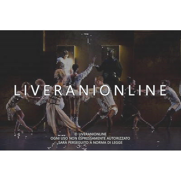 Angelin PreljocajÕs Snow White preformed by Ballet Preljocaj at Sadler\'s Wells. London. ©photoshot/AGENZIA ALDO LIVERANI SAS - ITALY ONLY - Lo spettacolo teatrale BiancaNeve di Angelin Preljocaj messo in scena dal Balleto Preljocaj al Sadler Wells. Londra. Virginie Caussin e\' Biancaneve e Sergio Diaz e\' il Principe