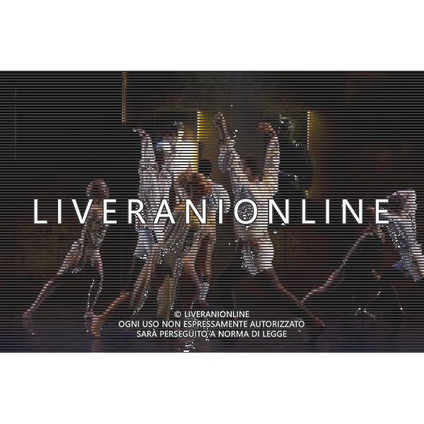 Angelin PreljocajÕs Snow White preformed by Ballet Preljocaj at Sadler\'s Wells. London. ©photoshot/AGENZIA ALDO LIVERANI SAS - ITALY ONLY - Lo spettacolo teatrale BiancaNeve di Angelin Preljocaj messo in scena dal Balleto Preljocaj al Sadler Wells. Londra. Virginie Caussin e\' Biancaneve e Sergio Diaz e\' il Principe