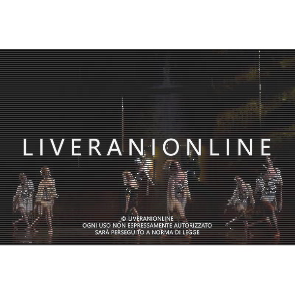 Angelin PreljocajÕs Snow White preformed by Ballet Preljocaj at Sadler\'s Wells. London. ©photoshot/AGENZIA ALDO LIVERANI SAS - ITALY ONLY - Lo spettacolo teatrale BiancaNeve di Angelin Preljocaj messo in scena dal Balleto Preljocaj al Sadler Wells. Londra. Virginie Caussin e\' Biancaneve e Sergio Diaz e\' il Principe