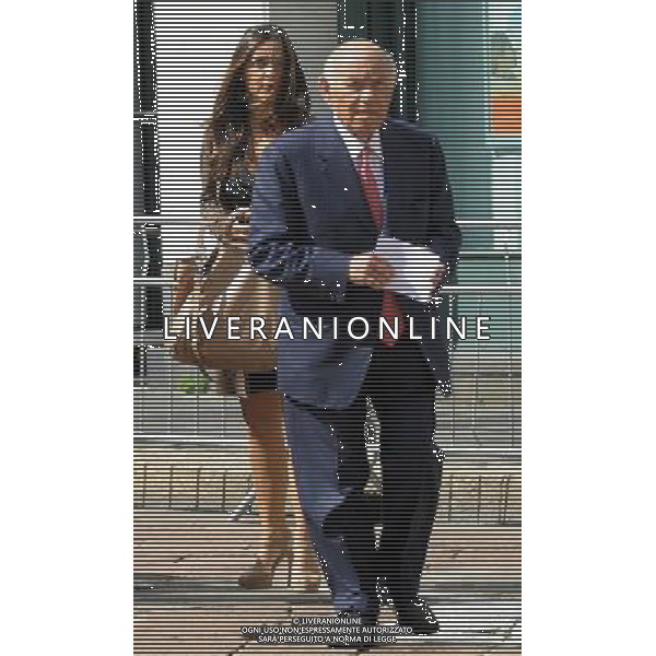 MILANO 14/5/2012 PALAZZO MEZZANOTTE. P.zza AFFARI, 6 RELAZIONE ANNUALE DELLA CONSOB 2011 NELLA FOTO SALVATORE LIGRESTI CON LA FIGLIA LIONELLA FOTO ROMANO/AG ALDO LIVERANI
