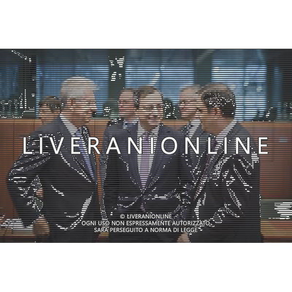 (L-R) Italian Prime Minister Mario Monti , Greek Finance Minister Filippos Sachinidis, Mario Draghi the European Central Bank (ECB) President prior to Eurogroup meeting in Brussels, Belgium on 14.05.2012 ©photoshot/AGENZIA ALDO LIVERANI SAS - ITALY ONLY - Riunione dei ministri delle Finanze dell\'Eurogruppo presso la sede dell\'Unione europea a Bruxelles, capitale del Belgio, 14 maggio 2012. 