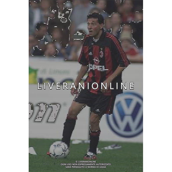 MILANO, 26-05-02 DFP/MARCO LUSSOSO 7 DERBY DEL CUORE NELLA FOTO: TEO MAMMUCARI AG ALDO LIVERANI S A S