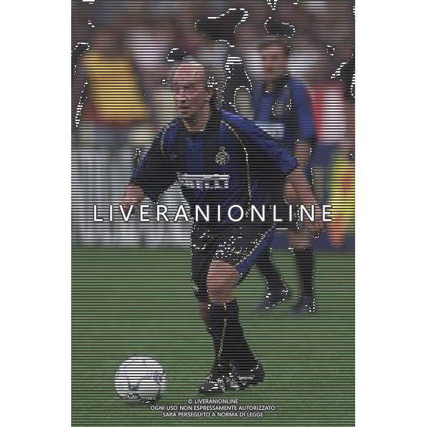 MILANO, 26-05-02 DFP/MARCO LUSSOSO 7 DERBY DEL CUORE NELLA FOTO: FICHI D\'INDIA AG ALDO LIVERANI S A S 