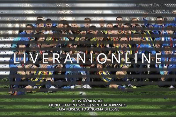 Ziraat Turkish Cup Final Match between Bursaspor and Fenerbahce at 19 mayis Stadium in Ankara on may 16, 2012. Scored: Bursaspor 0 - Fenerbahce 4 Pictured: Fenerbahce players celebrate with the trophy after the match. PUCHAR TURCJI LIGA TURECKA FINAL SEZON 2011/2012 PILKA NOZNA FOT.SESKIM PHOTO/NEWSPIX.PL TURKEY, GERMANY, AUSTRIA AND UK OUT !!! --- Newspix.pl /AGF ALDO LIVERANI SAS - ITALY ONLY - *** Local Caption *** .