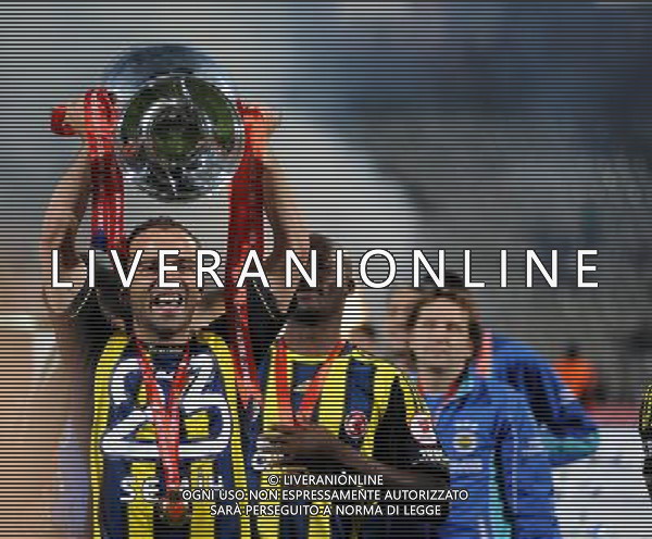 Ziraat Turkish Cup Final Match between Bursaspor and Fenerbahce at 19 mayis Stadium in Ankara on may 16, 2012. Scored: Bursaspor 0 - Fenerbahce 4 Pictured: Fenerbahce players ( Semih Senturk ) celebrate with the trophy after the match. PUCHAR TURCJI LIGA TURECKA FINAL SEZON 2011/2012 PILKA NOZNA FOT.SESKIM PHOTO/NEWSPIX.PL TURKEY, GERMANY, AUSTRIA AND UK OUT !!! --- Newspix.pl /AGF ALDO LIVERANI SAS - ITALY ONLY - *** Local Caption *** .