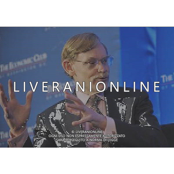 (120517) -- WASHINGTON, May 17, 2012 () -- World Bank President Robert Zoellick attends a forum sponsored by the Economic Club of Washington, D.C., in Washington, capital of the United States, on May 16, 2012. World Bank President Robert Zoellick said Wednesday if Greece leaves the eurozone, it would have \'ripple effects\' comparable to the collapse of Lehman Brothers in 2008. (/Wang Yi\'ou) (nxl) AG ALDO LIVERANI ONLY ITALY