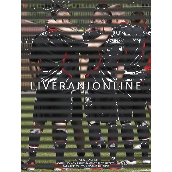 (120518) -- MUNICH, May 18, 2012 () -- Franck Ribery (C) of FC Bayern Munich attends a training session for the UEFA Champions League Final at Sabener Strasse training ground in Munich, Germany May 18, 2012. FC Bayern Munich will fight for the champion with FC Chelsea.(/Wang Lili) ©photoshot/Agenzia Aldo Liverani Sas - ITALY ONLY - Allenamento del Bayern Monaco in previsione della finale UEFA Champions League a Monaco di Baviera, Germania 18 maggio 2012. FC Bayern Monaco affrontera\' il Chelsea FC.