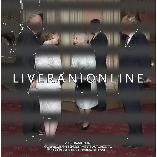 Her Majesty The Queen, accompanied by His Royal Highness The Duke of Edinburgh, gave a lunch at Windsor Castle for Sovereign Monarchs to commemorate her Diamond Jubilee. The Queen and The Duke of Edinburgh greeted their guests inside the Grand Vestibule, before joining them at a pre-lunch reception.THE KING AND QUEEN OF NORWAY .. ©photoshot/Agenzia Aldo Liverani Sas - ITALY ONLY - REALI INGLESI: La regina d\'inghilterra incontra Re e regine, sovrani e capi di stato di 26 paesi stranieri al Castello di Windsor per un pranzo di celebrazione del Giubileo di diamante a Londra