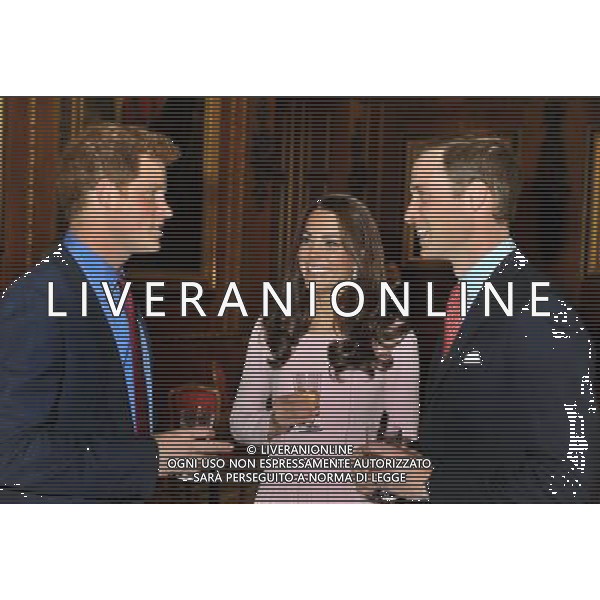 The Duke and Duchess of Cambridge talks to Prince Harry before a reception in the Waterloo Chamber, before her Sovereign Monarchs Jubilee lunch at Windsor Castle. ©photoshot/Agenzia Aldo Liverani Sas - ITALY ONLY - REALI INGLESI: La regina d\'inghilterra incontra Re e regine, sovrani e capi di stato di 26 paesi stranieri al Castello di Windsor per un pranzo di celebrazione del Giubileo di diamante a Londra