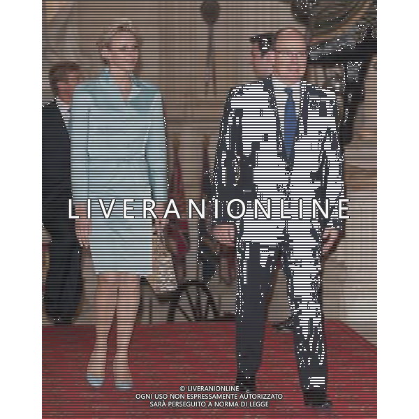 The Prince of Monaco and Princess Charlene of Monaco arrive at a lunch for Sovereign Monarch\'s held in honour of Queen Elizabeth II\'s Diamond Jubilee, at Windsor Castle, in Windsor, Berkshire. ©photoshot/Agenzia Aldo Liverani Sas - ITALY ONLY - REALI INGLESI: La regina d\'inghilterra incontra Re e regine, sovrani e capi di stato di 26 paesi stranieri al Castello di Windsor per un pranzo di celebrazione del Giubileo di diamante a Londra