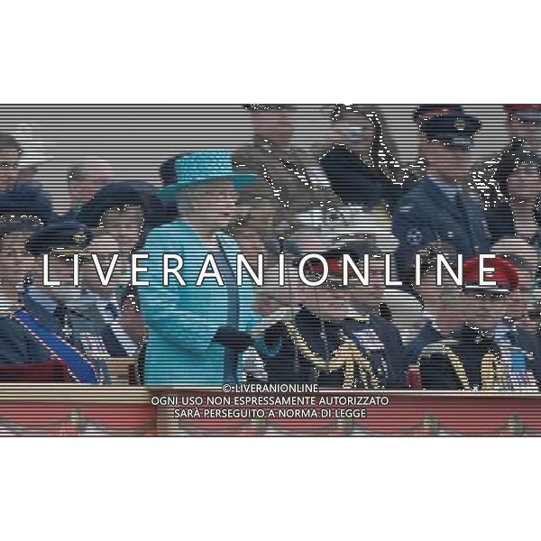 Queen\'s Diamond Jubilee Parade and Muster. Windsor. The Diamond Jubilee Armed Forces Parade and Muster Contingent comprises men and women from all trades within the Service, representing ships, submarines, air squadrons, shore establishments and Royal Marines units from all round the United Kingdom.19.5.12 ©photoshot/Agenzia Aldo Liverani Sas - ITALY ONLY - REALI INGLESI: Giubileo di Diamante della Regina d\'inghilterra, presente alla parata e adunata delle Forze Armate, del contingente composto da uomini e donne di tutti i mestieri all\'interno del Servizio, che rappresenta le navi, sottomarini, aerei, squadroni stabilimenti a terra e le unita\' della marina reale provenienti da tutto il Regno Unito.19.5.12 