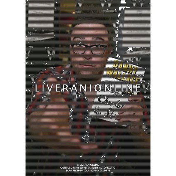 Danny Wallace at Waterstones Reading to promote his book Charlotte Street Reading Berkshire England AG ALDO LIVERANI S A S ONLY ITALY