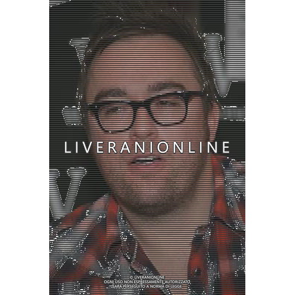 Danny Wallace at Waterstones Reading to promote his book Charlotte Street Reading Berkshire England AG ALDO LIVERANI S A S ONLY ITALY