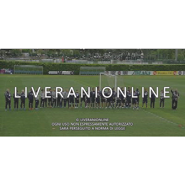 Raduno Nazionale Italiana Firenze - 21.05.2012 Allenamento Nella Foto:il prete benedice la nazionale italiana /Ph.Vitez-Ag. Aldo Liverani