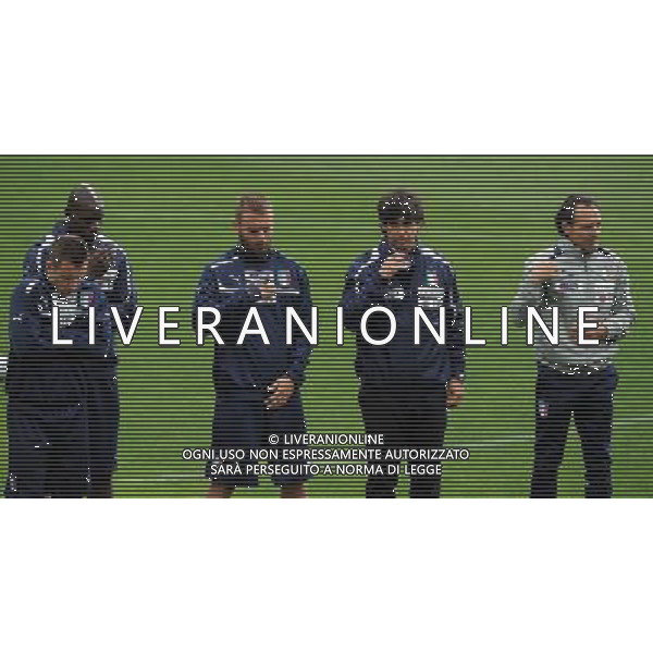 Raduno Nazionale Italiana Firenze - 21.05.2012 Allenamento Nella Foto:il prete benedice la nazionale italiana /Ph.Vitez-Ag. Aldo Liverani