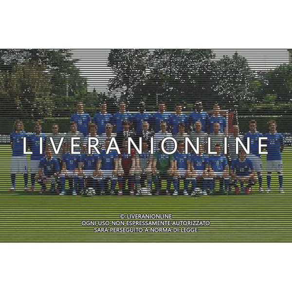 Raduno Nazionale Italiana Firenze - 21.05.2012 Foto Ufficiale della Nazionale Italiana in vista di EURO 2012 Nella Foto:Foto Nazionale con la Maglia Ufficiale con lo staff /Ph.Vitez-Ag. Aldo Liverani
