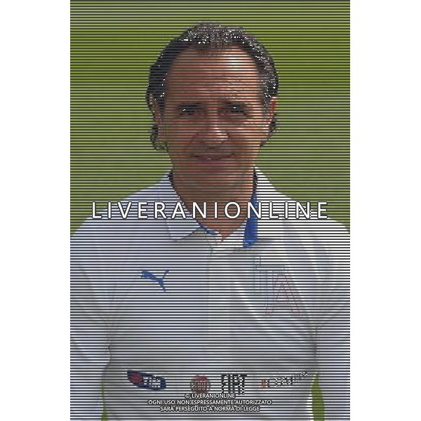 Raduno Nazionale Italiana Firenze - 21.05.2012 Foto Ufficiale della Nazionale Italiana in vista di EURO 2012 Nella Foto:Prandelli Cesare /Ph.Vitez-Ag. Aldo Liverani