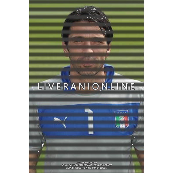 Raduno Nazionale Italiana Firenze - 21.05.2012 Foto Ufficiale della Nazionale Italiana in vista di EURO 2012 Nella Foto:Buffo Gianluigi /Ph.Vitez-Ag. Aldo Liverani