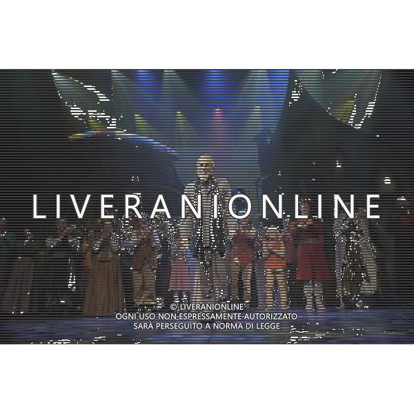 Curtain call of the world premiere of Cat Stevens\' ( Yusuf Islam ) musical fantasy Moonshadow. Cat Stevens joined the cast on stage. Princess Theatre, Melbourne, Australia. 31st May 2012. ©PHOTOSHOT/AG ALDO LIVERANI SAS - ITALY ONLY - *** Local Caption *** ..