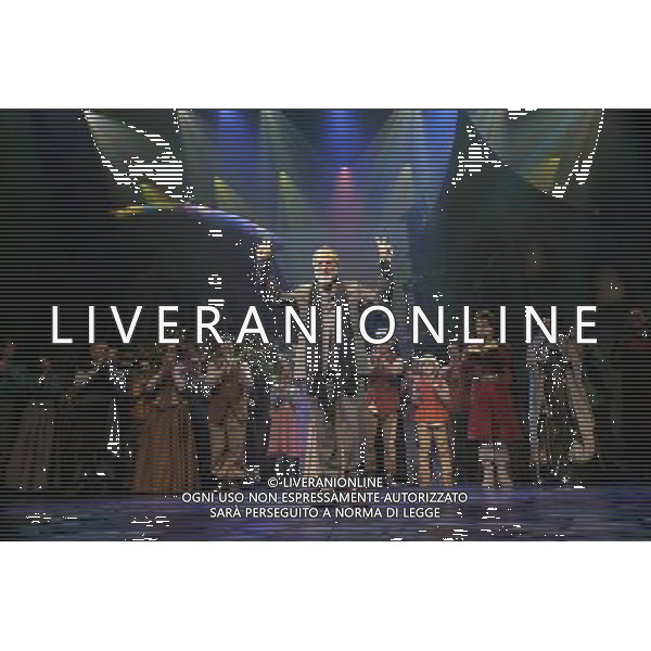 Curtain call of the world premiere of Cat Stevens\' musical fantasy Moonshadow. Cat Stevens joined the cast on stage. ©PHOTOSHOT/Agenzia Aldo Liverani Sas - ITALY ONLY - EDITORIAL USE ONLY