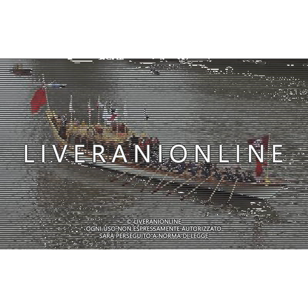 The Queens Diamond Jubilee Pageant on the River Thames in London, England 3rd June 2012 /PHOTOSHOT/AG ALDO LIVERANI SAS - ITALY ONLY -