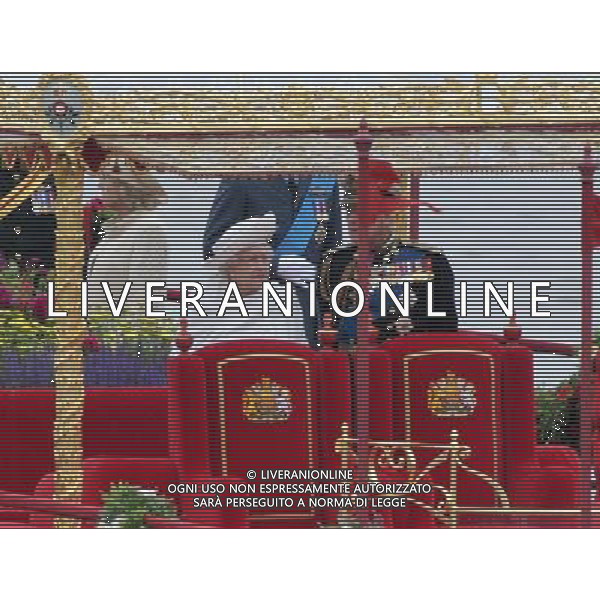  Queen Elizabeth II and the Duke of Edinburgh onboard The royal barge, the Spirit of Chartwell at the Thames Diamond Jubilee Pageant to celebrate Her Majesty The Queen Elizabeth 2nd\'s 60 years as monarch of the United Kingdom. It is one of the largest flotillas ever assembled on the river. Rowed boats and working boats and pleasure vessels of all shapes and sizes will be beautifully dressed with streamers and Union Flags, their crews and passengers turned out in their finest rigs. The armed forces, fire, police, rescue and other services will be afloat and there will be an exuberance of historic boats, wooden launches, steam vessels and other boats of note. Date 03rd June 2012 PHOTOSHOT/AG ALDO LIVERANI SAS ITALY ONLY -