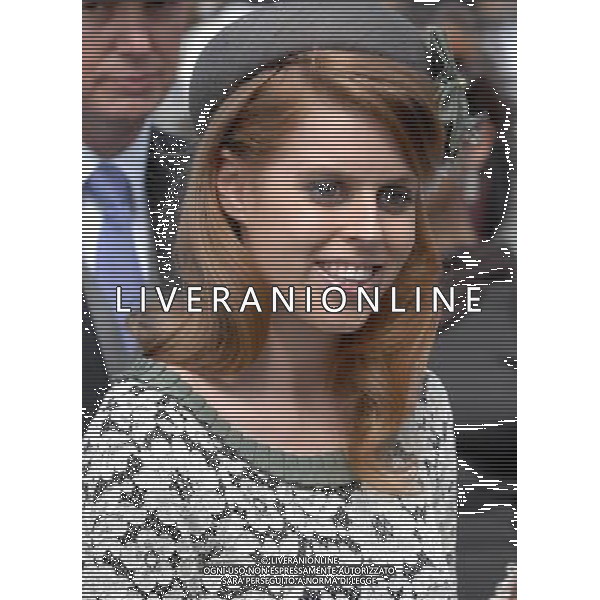 Princess Beatrice \' Princess Eugine at the Investec Epsom Derby. 2-6-12 ©photoshot/Agenzia Aldo Liverani Sas - ITALY ONLY - REALI INGLESI: La famiglia reale e la Regina Elisabetta II d\'inghilterra al Derby, festival equestre a Epsom nel Surrey,, il 2 giugno 2012 nel primo giorno ufficiale delle celebrazioni del Giubileo di Diamante
