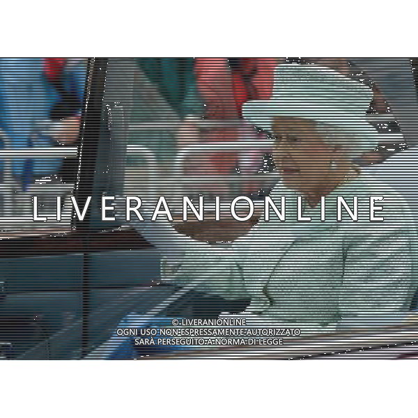 LONDON, ENGLAND - JUNE 05: Queen Elizabeth II departs from the Diamond Jubilee Service Of Thanksgiving at St paul\'s Cathedral on June 5, 2012 in London, England. For only the second time in its history the UK celebrates the Diamond Jubilee of a monarch. Her Majesty Queen Elizabeth II celebrates the 60th anniversary of her ascension to the throne. Thousands of wellwishers from around the world have flocked to London to witness the spectacle of the weekend\'s celebrations. ©photoshot/Agenzia Aldo Liverani Sas - ITALY ONLY - REALI INGLESI: Ambasciatori e Capi di Stato del Commonwealth ospiti della Regina Elisabetta II e della famiglia reale, alla funzione di ringraziamento nella Cattedrale di St Paul\'s a Londra, Inghilterra il 5 giugno 2012 durante le celebrazioni del Giubileo di diamante
