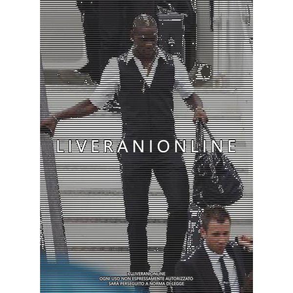 KRAKOW LOTNISKO KRAKOW BALICE 05.06.2012 EURO 2012 PILKA NOZNA REPREZENTACJA WLOCHY PRZYLOT DO POLSKI NZ MARIO BALOTELLI FOT MICHAL NOWAK / NEWSPIX.PL CRACOW 05.06.2012 FOOTBALL CRACOW BALICE POLISH AIRPORT ARRIVING OF THE NATIONAL TEAM OF ITALY FOR TRAINING CAMPS IN POLAND DURING THE EURO 2012 MICHAL NOWAK / NEWSPIX.PL --- Newspix.pl AG ALDO LIVERANI S AS ONLY ITALY *** Local Caption *** www.newspix.pl mail us: info@newspix.pl call us: 0048 022 23 22 222 --- Polish Picture Agency by Ringier Axel Springer Poland